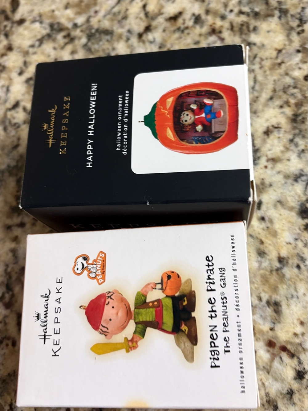 Hallmark Keepsake Pigpen the Pirate Ornament - Orange, Red, Green